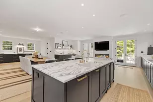 55 Maple Ave, Andover, MA 01810 - Photo 4