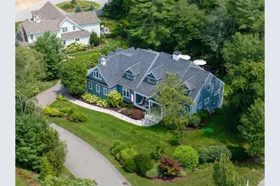 4 Beech Tree Ln, Mattapoisett, MA 02739 - Photo 2