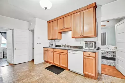 15 Norval Ave, Fitchburg, MA 01420 - Photo 2
