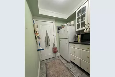 30 Chiswick Rd #9, Boston, MA 02135 - Photo 8