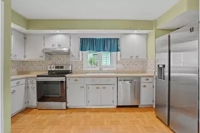 174 Hopkins Pl, Longmeadow, MA 01106 - Photo 20