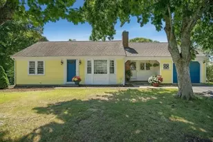 11 Gateway St, Yarmouth, MA 02664 - Photo 2