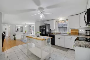 11 Gateway St, Yarmouth, MA 02664 - Photo 8