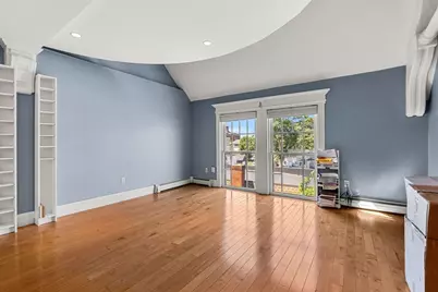 180 Prospect St #7, Gloucester, MA 01930 - Photo 12
