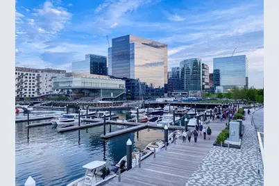 346 Congress St #518, Boston, MA 02210 - Photo 38
