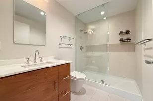 346 Congress St, Boston, MA 02210 - Photo 16