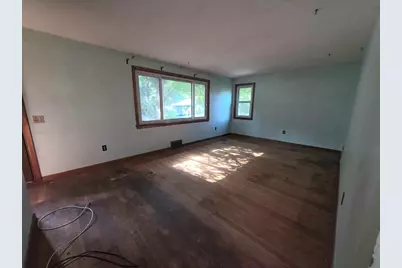 20 Deborah St, Palmer, MA 01069 - Photo 6