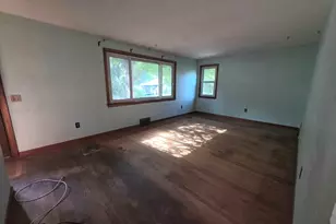 20 Deborah St, Palmer, MA 01069 - Photo 6