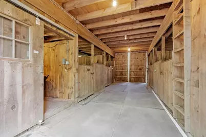 686 Scott Rd, Fitchburg, MA 01420 - Photo 36
