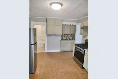 31 Edwards St #3R, Fitchburg, MA 01420 - Photo 1