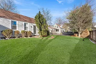 29 Cottage St, Wellesley, MA 02482 - Photo 30