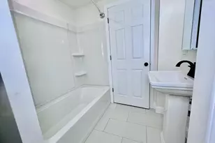 164 Ashburnham St, Fitchburg, MA 01420 - Photo 10