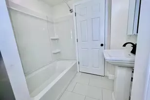 164 Ashburnham St, Fitchburg, MA 01420 - Photo 10