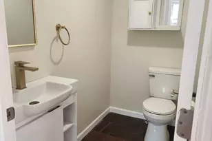 82 Sea St, Weymouth, MA 02191 - Photo 6