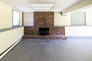 1 Raymond St, Dudley, MA 01571 - Photo 34