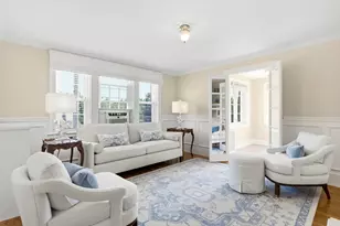 298 Main St, Wakefield, MA 01880 - Photo 2