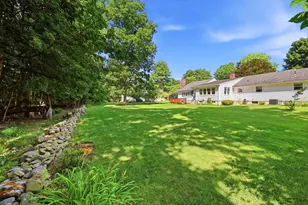 20 Hickory Ln, Hampden, MA 01036 - Photo 6