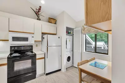90 Eaton Ln #90, Brewster, MA 02631 - Photo 4