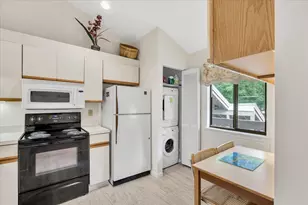 90 Eaton Ln, Brewster, MA 02631 - Photo 4
