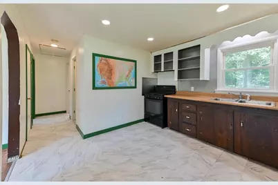 7 Darrel Ave, Granby, MA 01033 - Photo 10