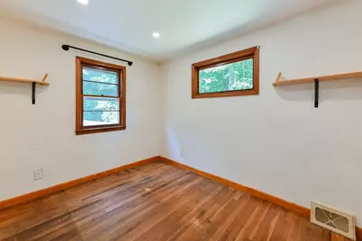 7 Darrel Ave, Granby, MA 01033 - Photo 12
