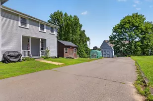 425 Old Somerset Ave, Dighton, MA 02764 - Photo 6