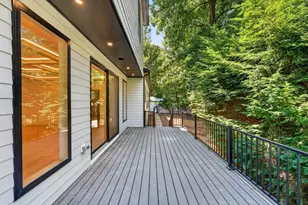 23 Lantern Ln, Arlington, MA 02474 - Photo 4