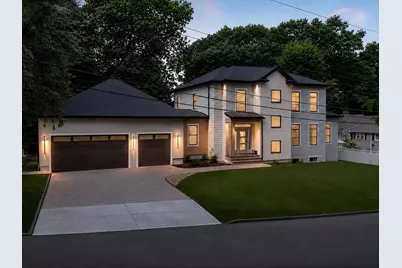 23 Lantern Ln, Arlington, MA 02474 - Photo 4