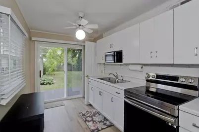 29 Lawnwood Ave, Longmeadow, MA 01106 - Photo 12