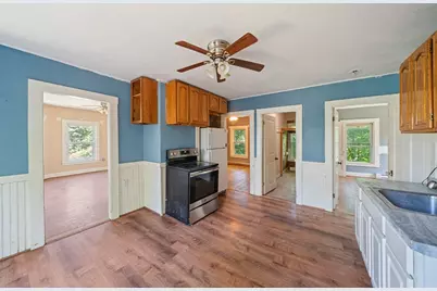 31 High Street, Bridgewater, MA 02324 - Photo 16