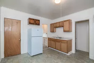 10 Revere St, Springfield, MA 01108 - Photo 10