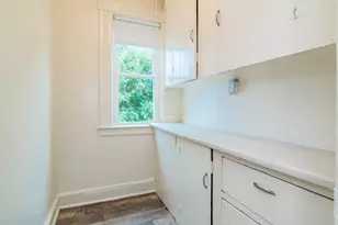 10 Revere St, Springfield, MA 01108 - Photo 12