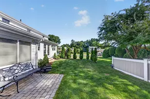81 Juniper Dr, Norwood, MA 02062 - Photo 28