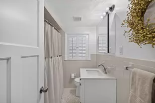 81 Juniper Dr, Norwood, MA 02062 - Photo 12