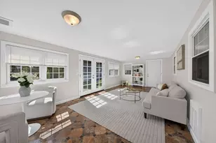 81 Juniper Dr, Norwood, MA 02062 - Photo 10