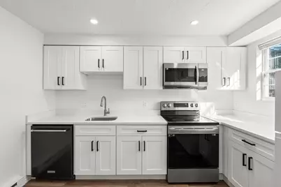 180 Main St #2110, Bridgewater, MA 02324 - Photo 4
