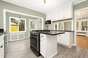 259 Trafton Rd, Springfield, MA 01108 - Photo 10