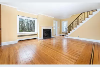 259 Trafton Rd, Springfield, MA 01108 - Photo 6