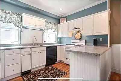 104 Elm Street #2, Boston, MA 02129 - Photo 6