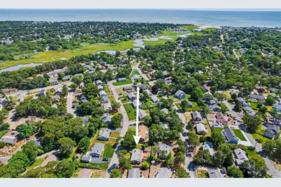 43 Dartmouth Road, Dennis, MA 02670 - Photo 6