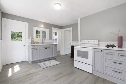 96 Union St, Holbrook, MA 02343 - Photo 4