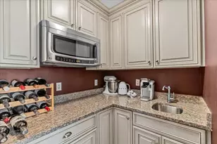 92 Cross St, Marshfield, MA 02050 - Photo 16