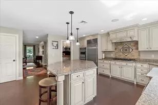 92 Cross St, Marshfield, MA 02050 - Photo 12