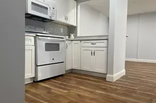 800 Bearses Way, Barnstable, MA 02601 - Photo 20