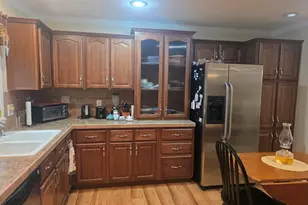 2 Settlers Rd, Taunton, MA 02780 - Photo 8