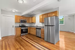 43 Sherman St, Foxboro, MA 02035 - Photo 4