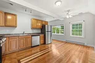 43 Sherman St, Foxboro, MA 02035 - Photo 6