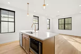 27 Shepard St, Boston, MA 02135 - Photo 12