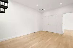 27 Shepard St, Boston, MA 02135 - Photo 26