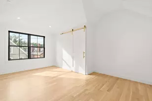 27 Shepard St, Boston, MA 02135 - Photo 28